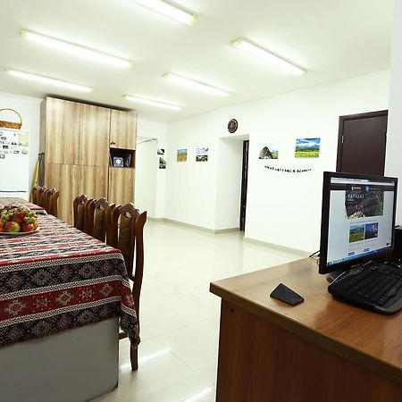 Byron Hostel Yerevan Ngoại thất bức ảnh