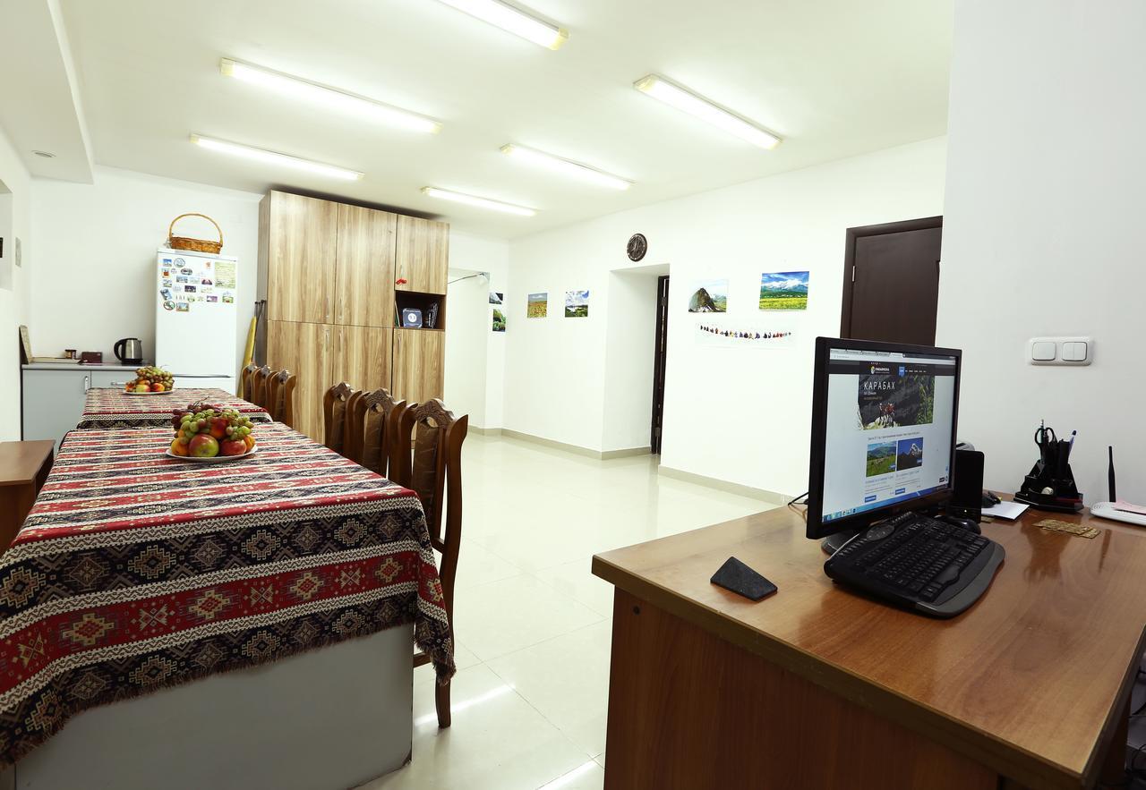 Byron Hostel Yerevan Ngoại thất bức ảnh